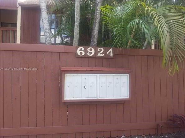6924 SW 114th Pl C56, Miami FL 33173