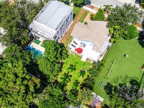 Undisclosed Address #A11886720, West Palm Beach FL 33401