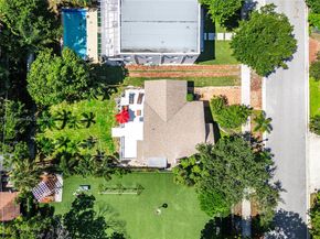 Undisclosed Address #A11886720, West Palm Beach FL 33401