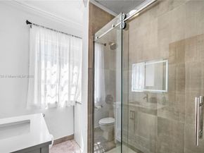 Undisclosed Address #A11886720, West Palm Beach FL 33401