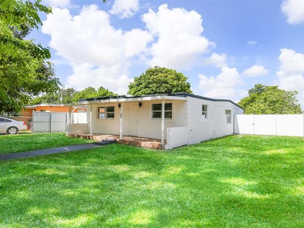 Undisclosed Address #A11784115, Opa-Locka FL 33054
