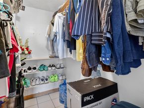 9678 Fontainebleau Blvd 411, Miami FL 33172