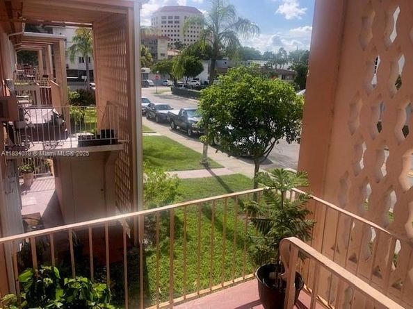 3600 SW 9th Ter 1B, Miami FL 33135