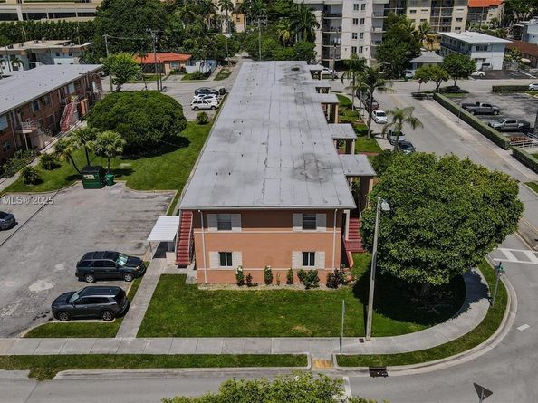 3600 SW 9th Ter 1B, Miami FL 33135