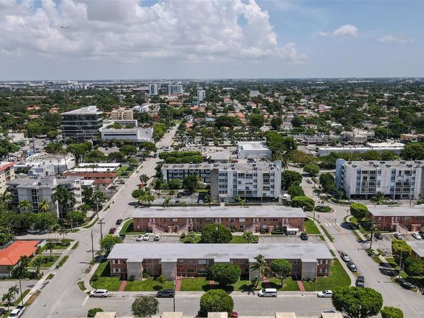 3600 SW 9th Ter 1B, Miami FL 33135