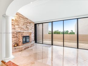 5990 Paradise Point Dr, Palmetto Bay FL 33157