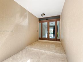 5990 Paradise Point Dr, Palmetto Bay FL 33157