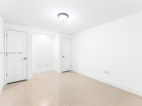 5990 Paradise Point Dr, Palmetto Bay FL 33157