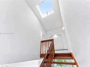 5990 Paradise Point Dr, Palmetto Bay FL 33157