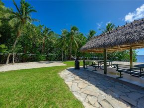 5990 Paradise Point Dr, Palmetto Bay FL 33157