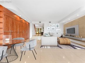 5990 Paradise Point Dr, Palmetto Bay FL 33157