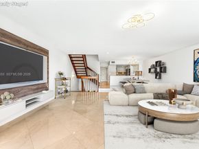 5990 Paradise Point Dr, Palmetto Bay FL 33157