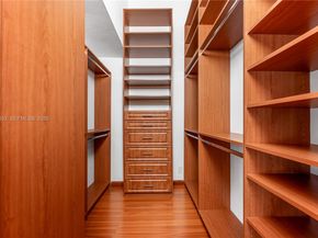 5990 Paradise Point Dr, Palmetto Bay FL 33157