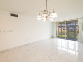 8951 Sunrise Lakes Blvd 105, Sunrise FL 33322