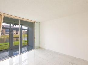 8951 Sunrise Lakes Blvd 105, Sunrise FL 33322
