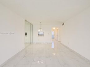 8951 Sunrise Lakes Blvd 105, Sunrise FL 33322