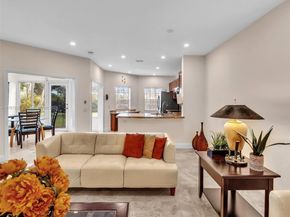 6538 Via Regina 9, Boca Raton FL 33433