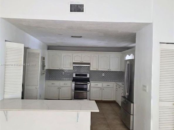 9633 Riverside Dr E5, Coral Springs FL 33071