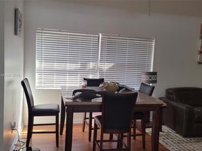 9633 Riverside Dr E5, Coral Springs FL 33071