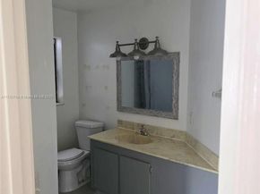 9633 Riverside Dr E5, Coral Springs FL 33071