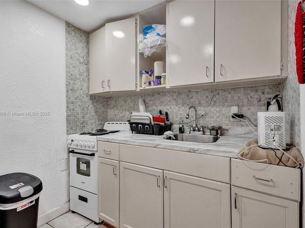 4955 NW 199th St #153, Miami Gardens FL 33055