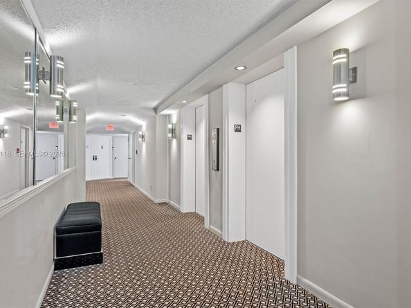 1900 Consulate Pl 2205, West Palm Beach FL 33401