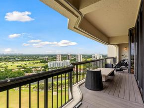 1900 Consulate Pl 2205, West Palm Beach FL 33401