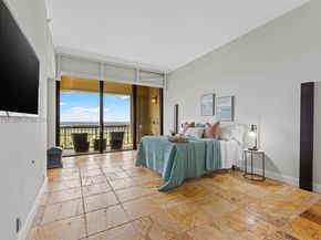 1900 Consulate Pl 2205, West Palm Beach FL 33401