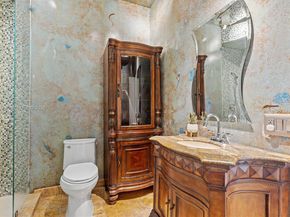 1900 Consulate Pl 2205, West Palm Beach FL 33401