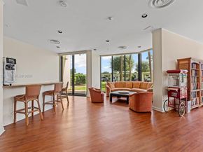 1900 Consulate Pl 2205, West Palm Beach FL 33401