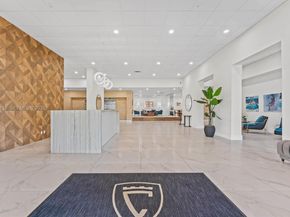 1900 Consulate Pl 2205, West Palm Beach FL 33401