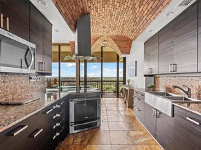 1900 Consulate Pl 2205, West Palm Beach FL 33401