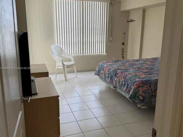 Undisclosed Address #A11690042, Miami Beach FL 33139