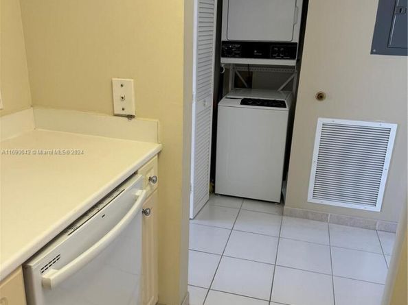 Undisclosed Address #A11690042, Miami Beach FL 33139