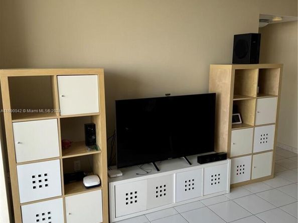 Undisclosed Address #A11690042, Miami Beach FL 33139