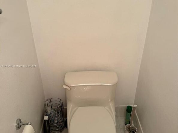 Undisclosed Address #A11690042, Miami Beach FL 33139