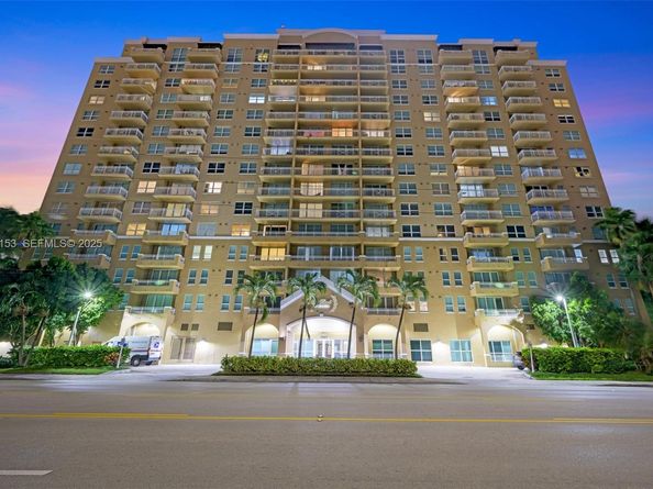 2665 SW 37th Ave 202, Miami FL 33133