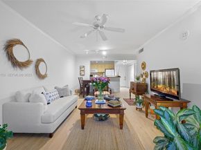 2665 SW 37th Ave 202, Miami FL 33133