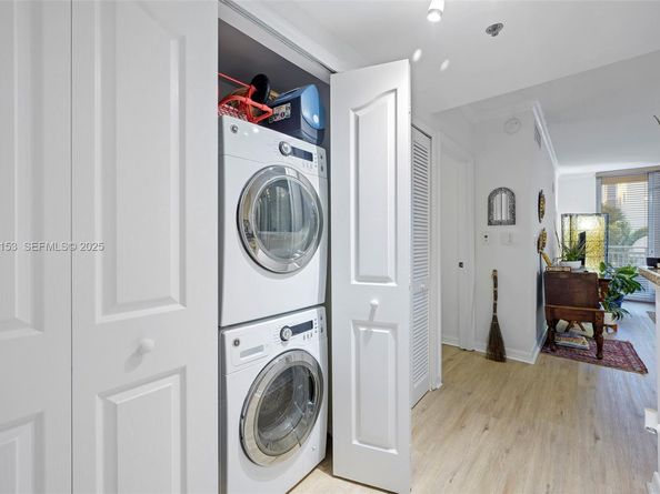 2665 SW 37th Ave 202, Miami FL 33133