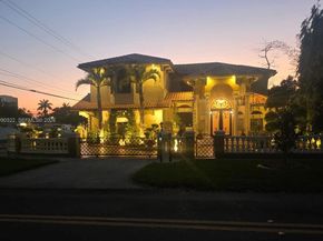 588 Miller Dr, Miami Springs FL 33166