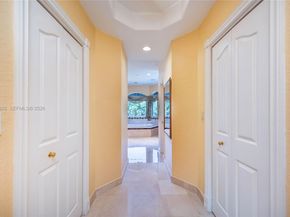 588 Miller Dr, Miami Springs FL 33166