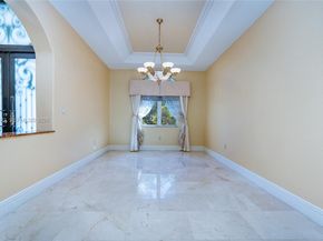 588 Miller Dr, Miami Springs FL 33166
