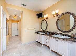 588 Miller Dr, Miami Springs FL 33166