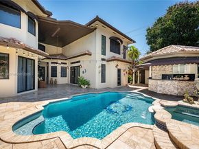 588 Miller Dr, Miami Springs FL 33166