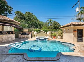 588 Miller Dr, Miami Springs FL 33166