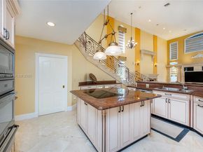 588 Miller Dr, Miami Springs FL 33166
