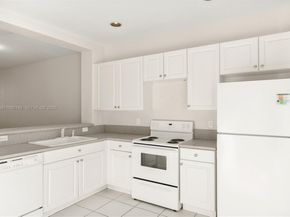 767 NW 42nd Ave, Plantation FL 33317