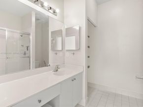 767 NW 42nd Ave, Plantation FL 33317