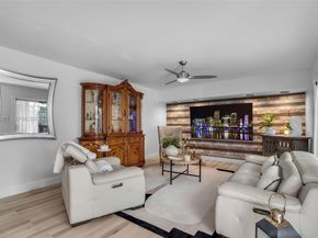 8106 SW 23rd St 28A, North Lauderdale FL 33068