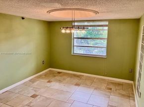 3910 Inverrary Blvd 304B, Lauderhill FL 33319